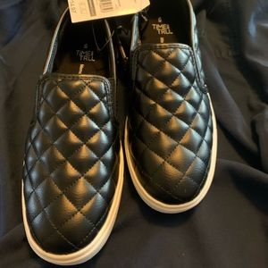 Time and Tru slip on